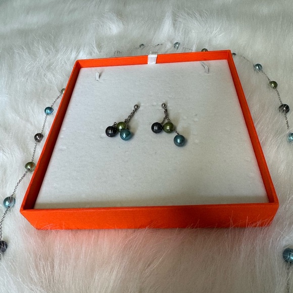 Vintage Mandarin Fresh Water Cultured Pearls Necklace and Earrings - Picture 10 of 16